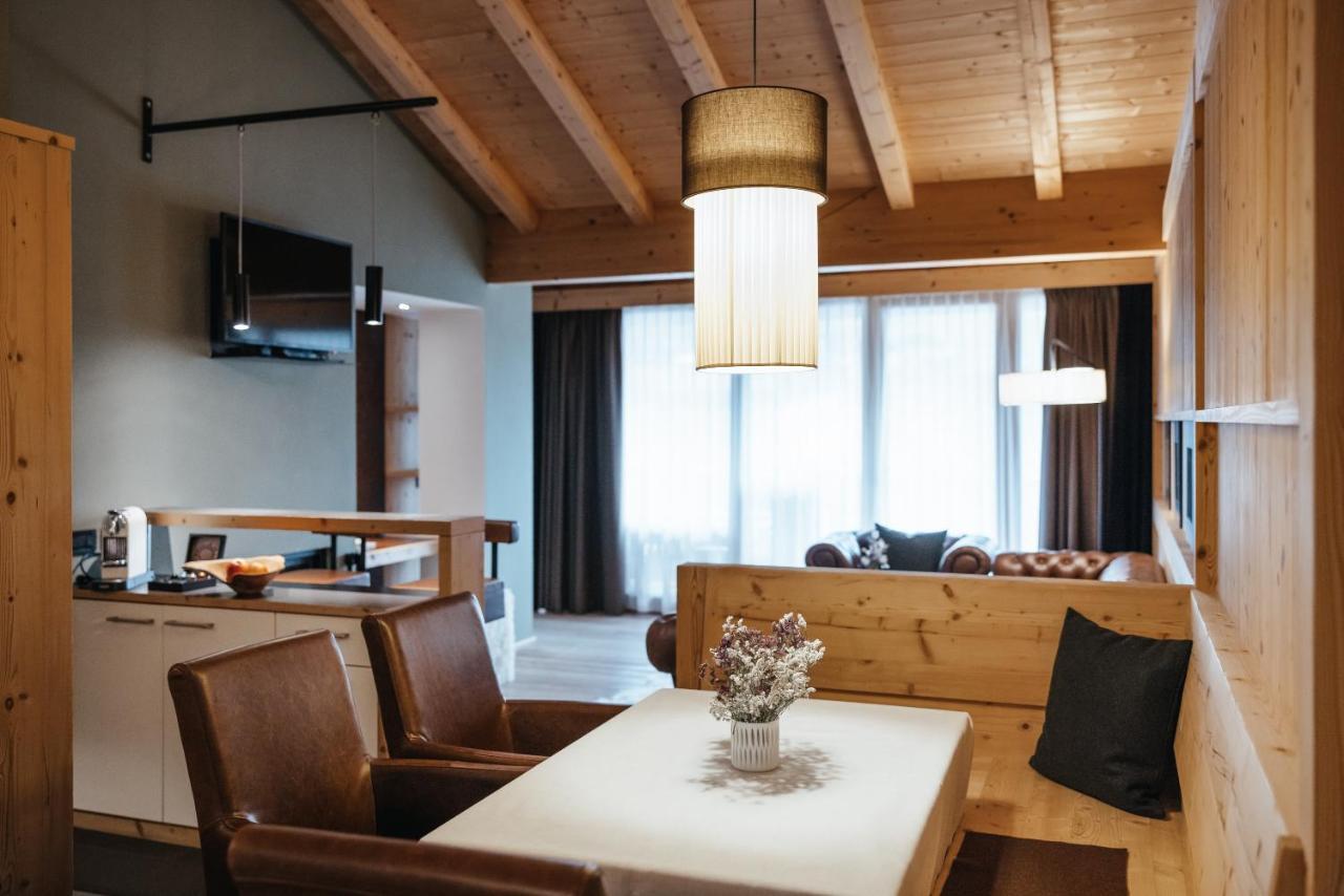 Lagacio Hotel Mountain Residence Сан-Кассиано Экстерьер фото